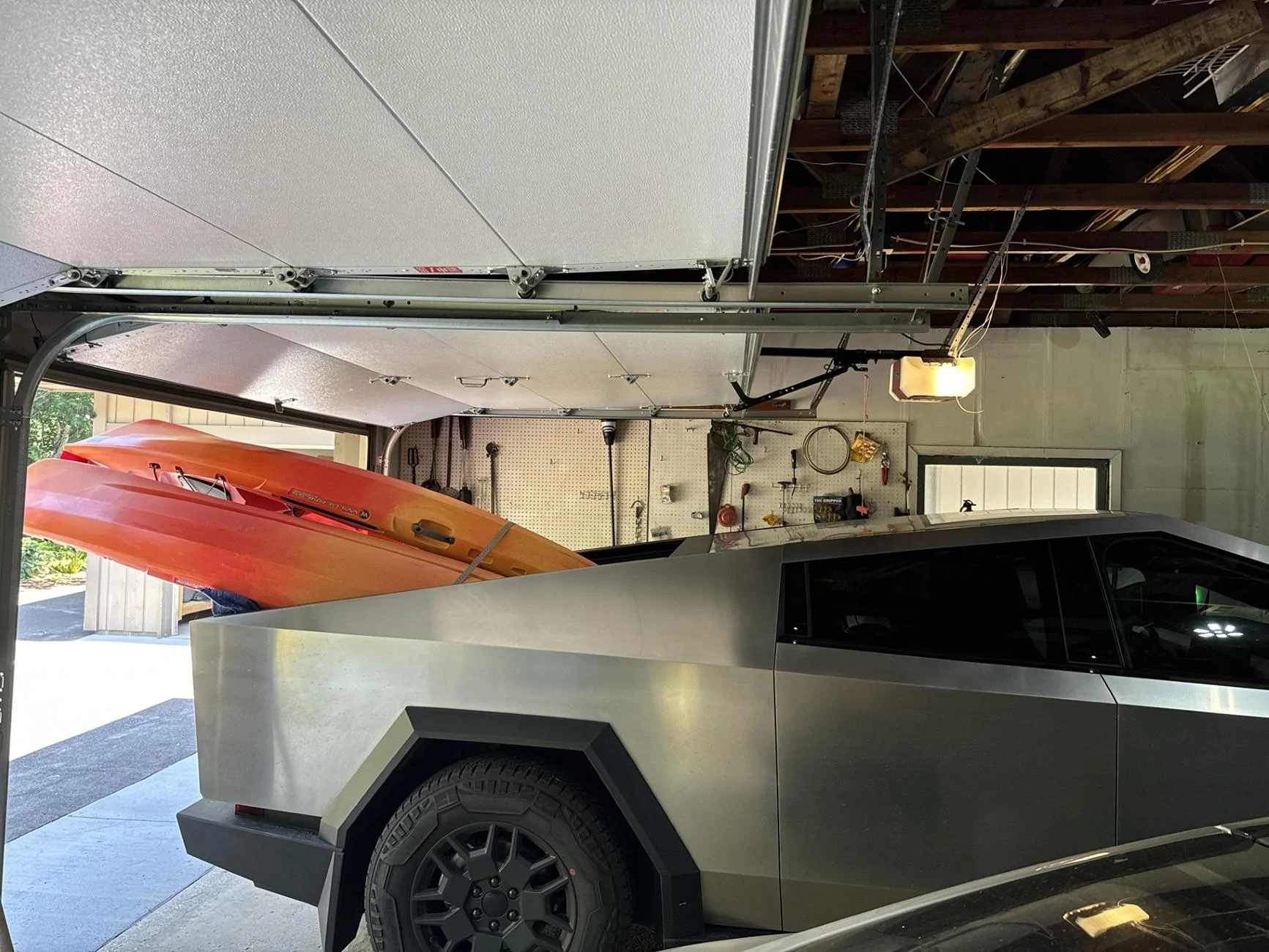 Tesla Cybertruck Hauling small plywood loads (4x8 sheet) thumbnail_IMG_4001