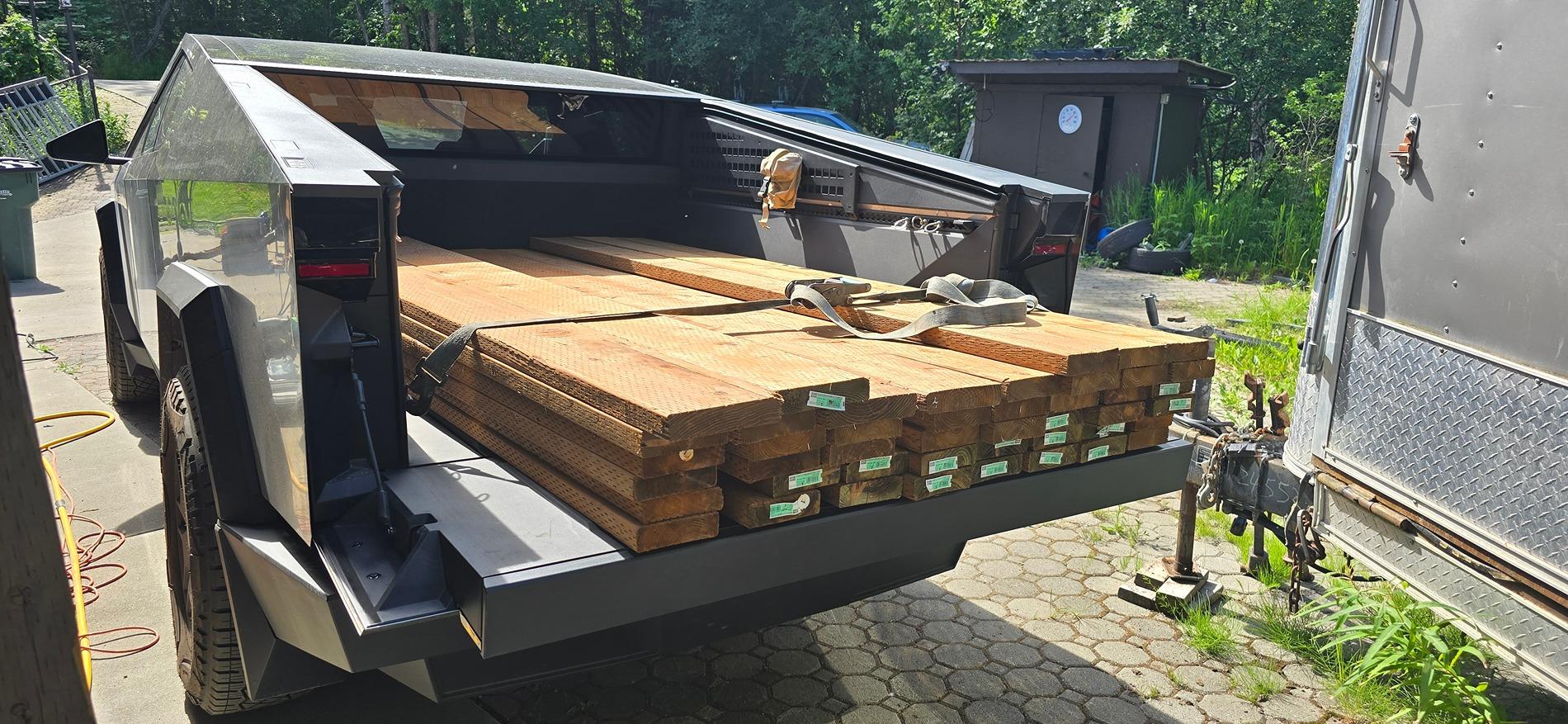 Tesla Cybertruck Hauling small plywood loads (4x8 sheet) 20240629_114006