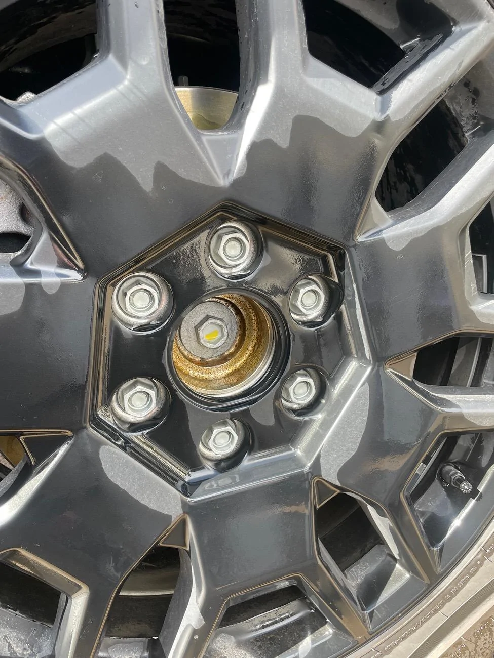 Tesla Cybertruck Removing RUST from Wheel Hub - Bar Keepers Friend IMG_4616