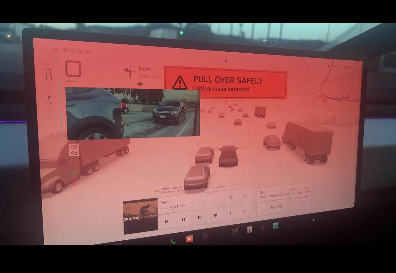 Tesla Cybertruck Pull Over Safely. Critical Issue Detected. IMG_4668
