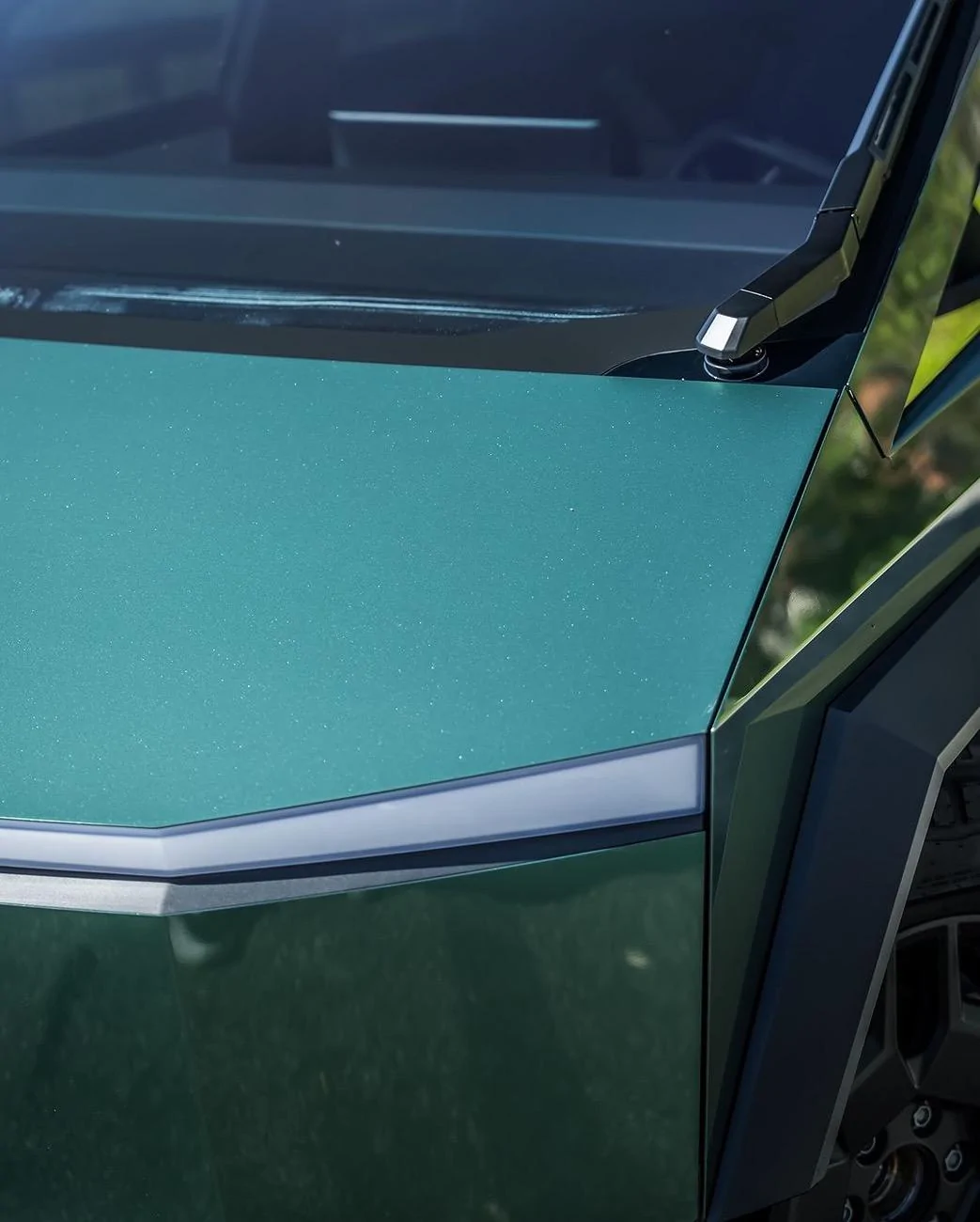 Tesla Cybertruck GREEN Vinyl Wrap & PPF Cybertruck -- Photos & Videos 448103281_18102806359409116_9162918632827622801_n