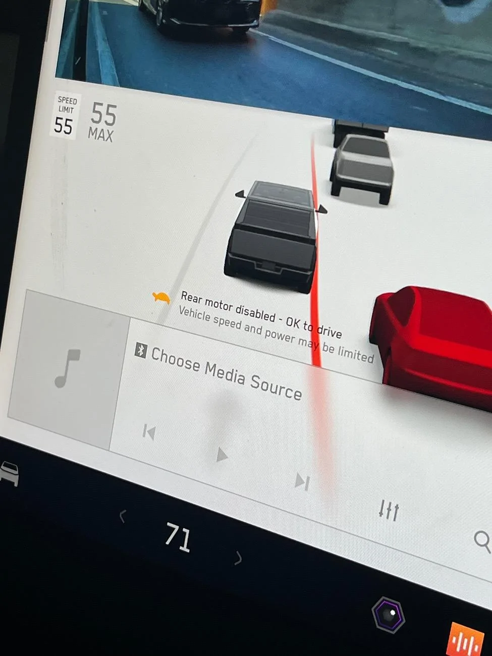 Tesla Cybertruck 2024.26.6 upgrade Probable cause for Four error notifications IMG_7742