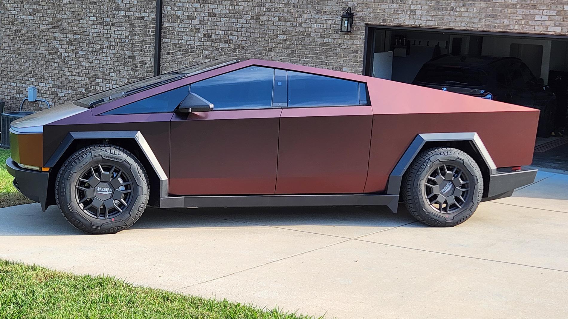Tesla Cybertruck Aura Hyper Matte Black Red Shift PPF 20240811_171316