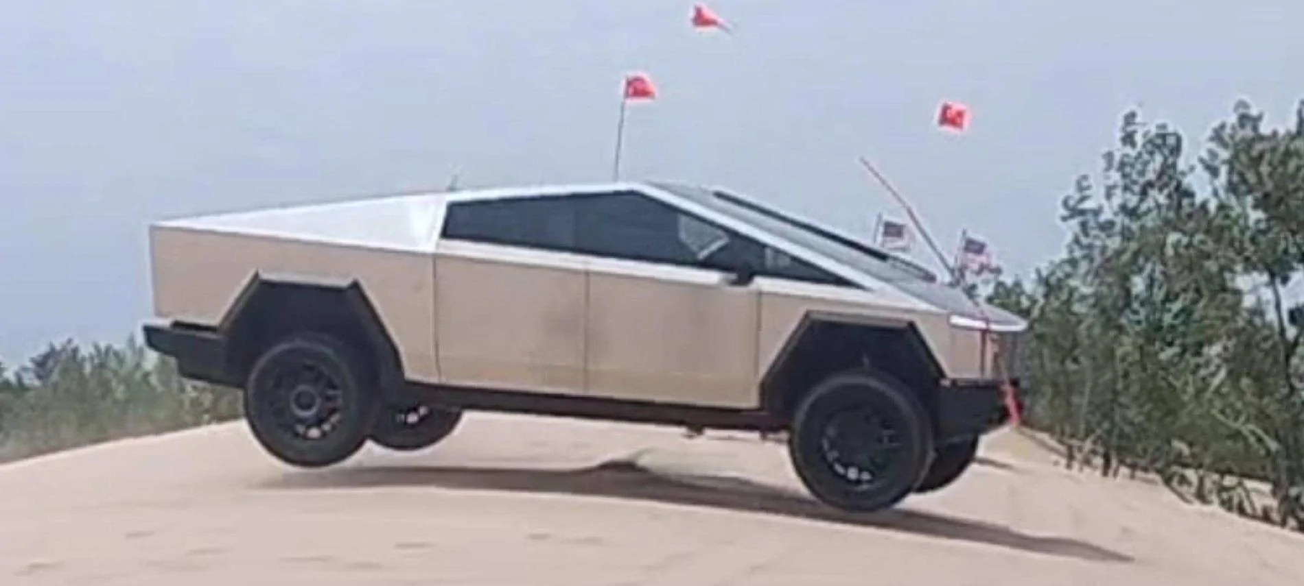 Tesla Cybertruck Cybertruck is not a truck...It is a platform. image000000