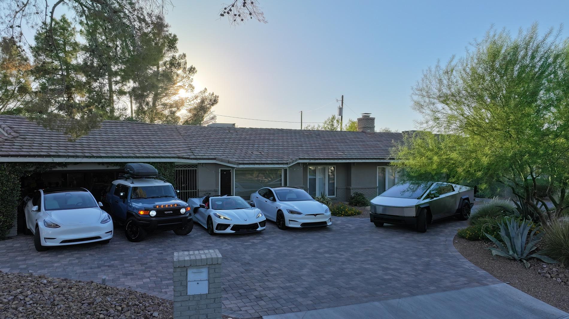 Tesla Cybertruck Daily random Cybertruck photos thread - Post Yours! 📸 🤳 dji_fly_20240812_184152_0107_1723513611871_photo
