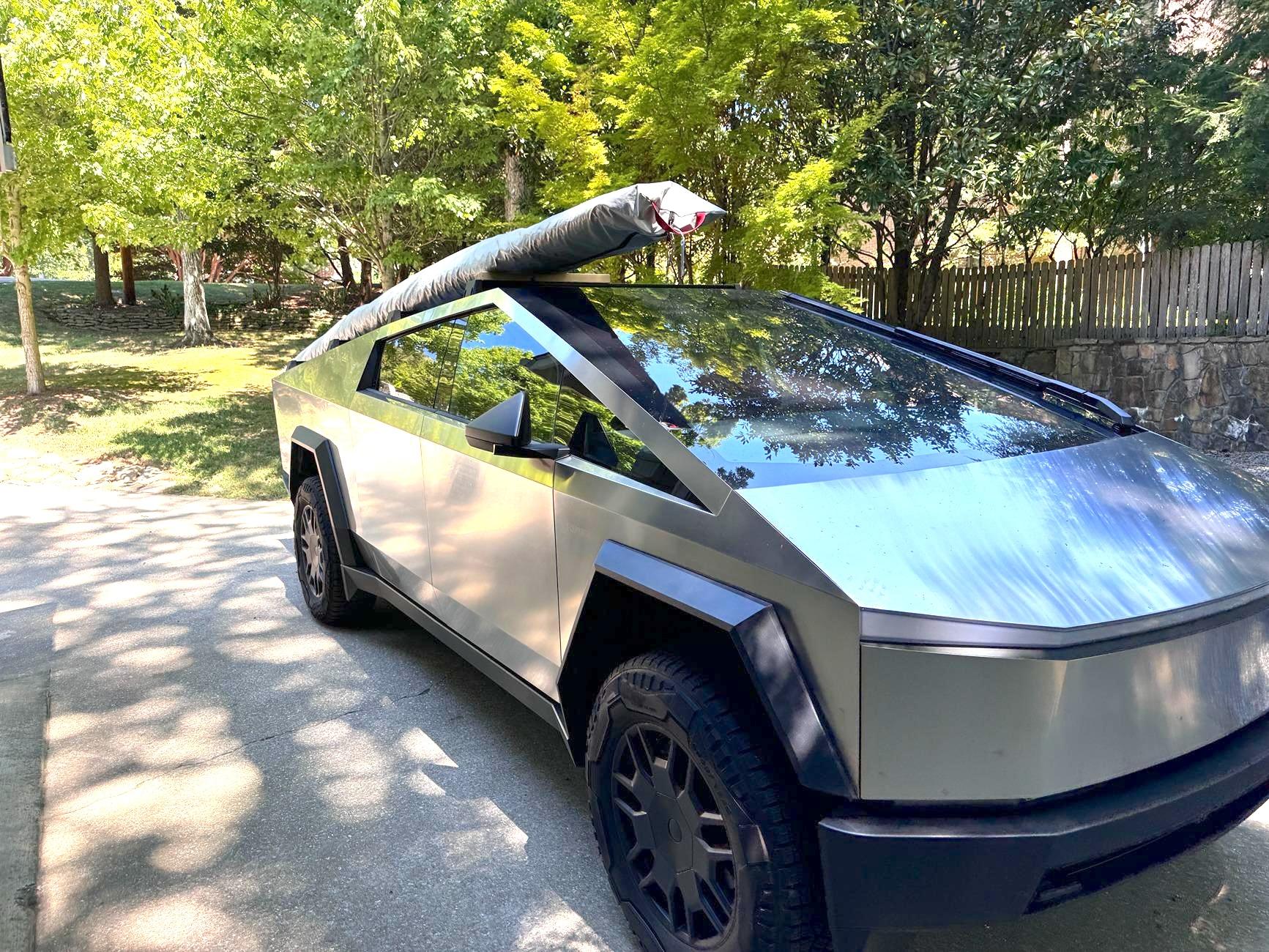 Tesla Cybertruck Outdoor Hobbies - first CT to carry a hang glider? IMG_2248.JPG