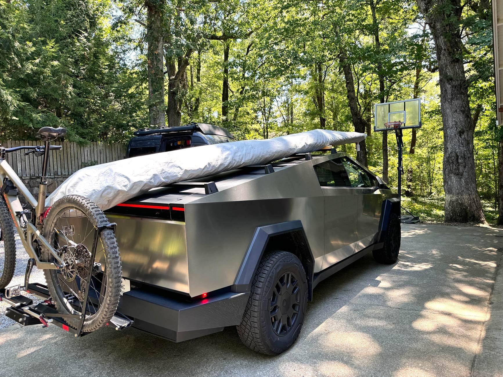 Tesla Cybertruck Outdoor Hobbies - first CT to carry a hang glider? IMG_2241.JPG