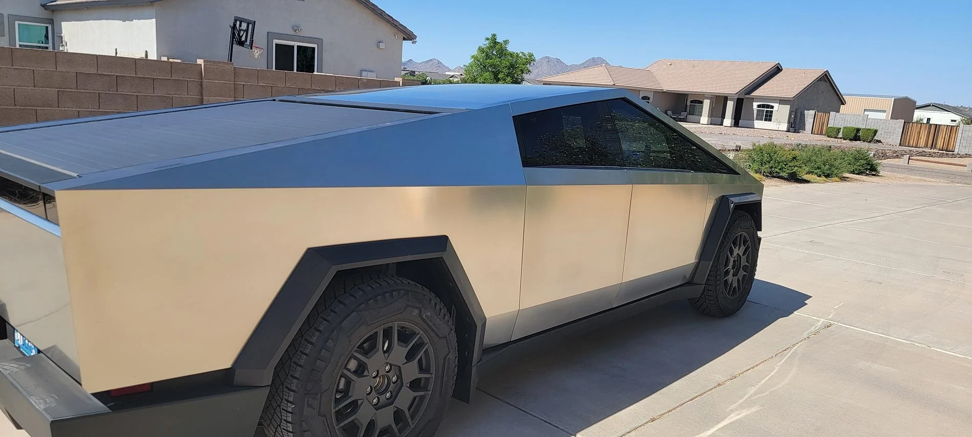 Tesla Cybertruck Breaking News:  Tesla Service Center Does Amazing Job Polishing Out Deep Scratch! 20240814_100821