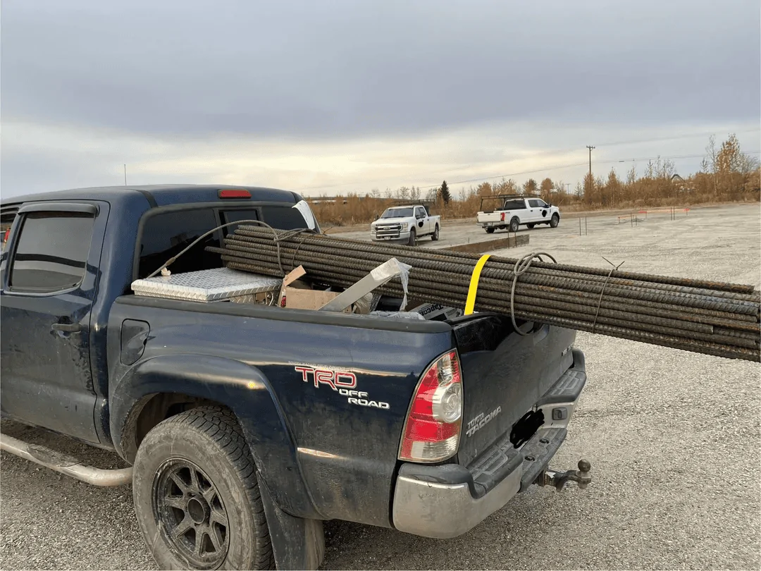 Tesla Cybertruck Warped tailgate issue after hauling load 1723658633352-rf