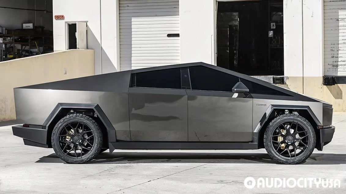 Tesla Cybertruck Platinum Pure PPF on 24" Wheels Ferrada FT3 + Nitto Recon Grappler Tires IMG_2958