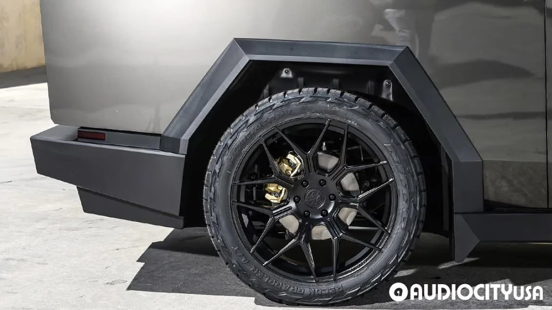 Tesla Cybertruck Platinum Pure PPF on 24" Wheels Ferrada FT3 + Nitto Recon Grappler Tires IMG_2957