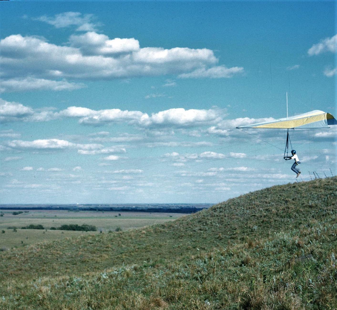 Tesla Cybertruck Outdoor Hobbies - first CT to carry a hang glider? Stucky hang glidin