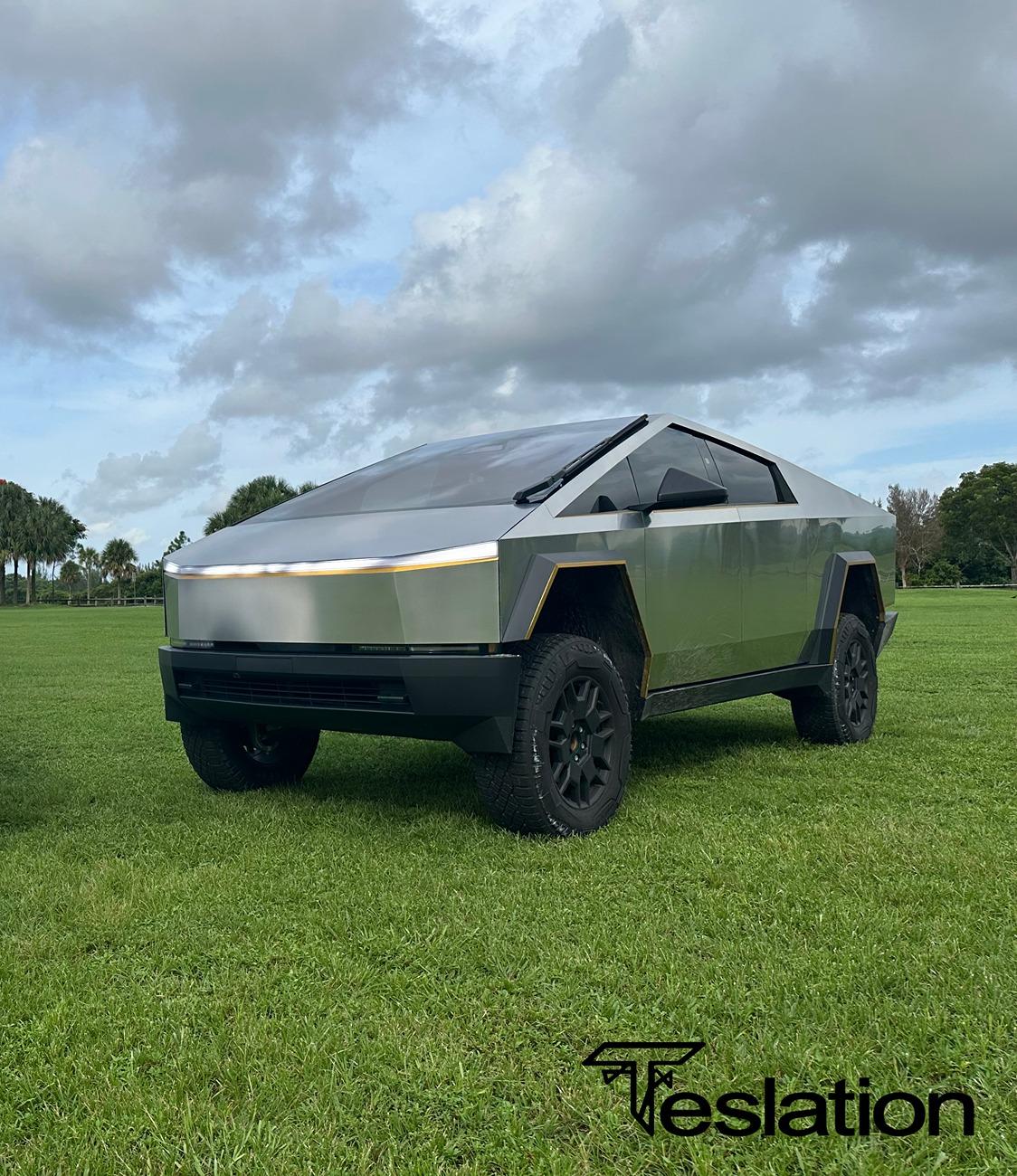 Tesla Cybertruck Forged in the fire - Golden light - CyberBeast Wrap, Full Passivate CyberBeastSand5