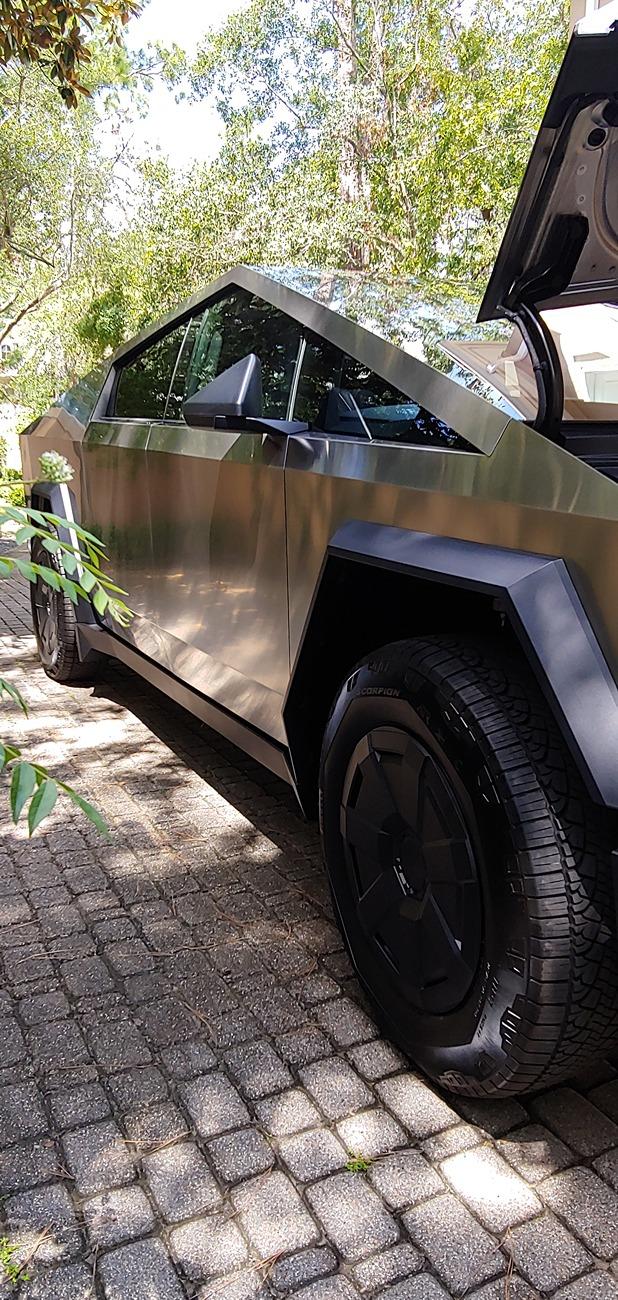 Tesla Cybertruck Where da all season tires at? 20240816_120505