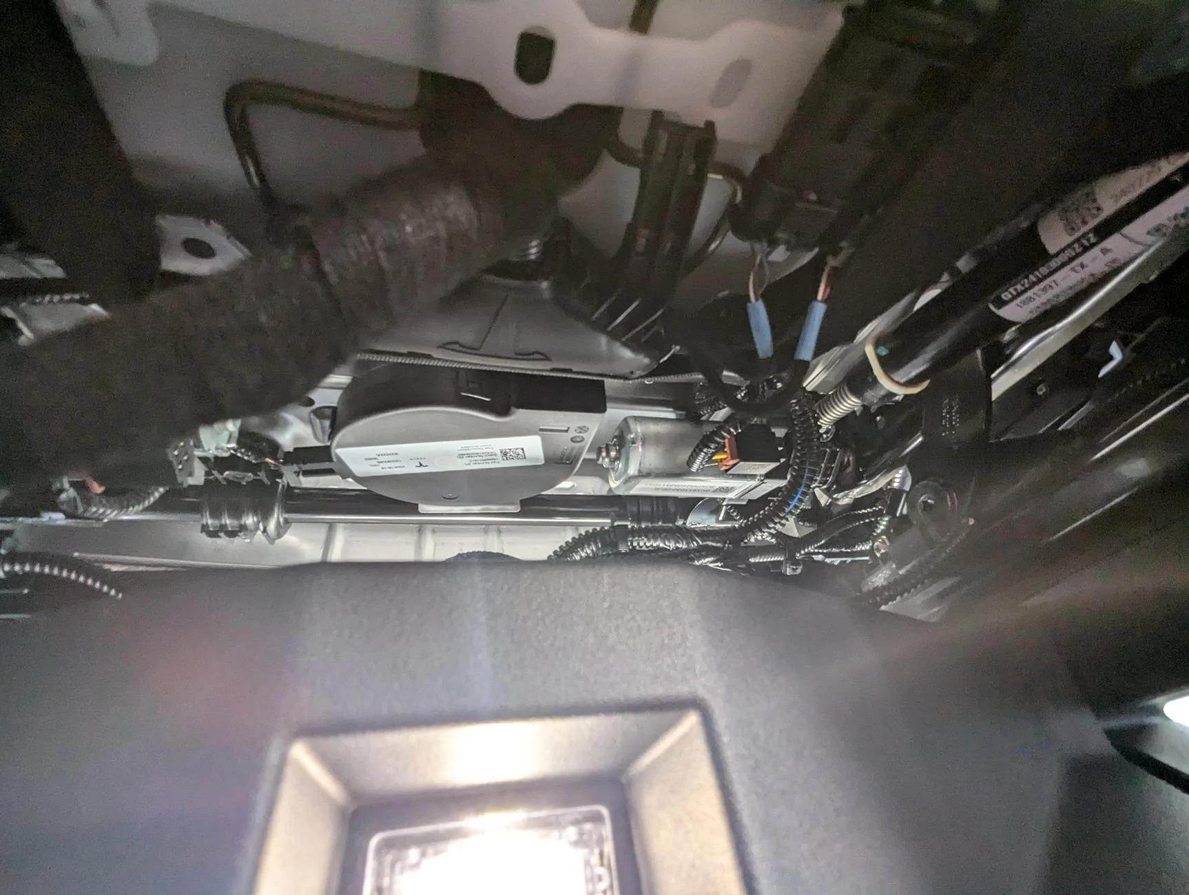 Tesla Cybertruck What are the fluid lines under the Cybertruck's seats? PXL_20240816_210138038