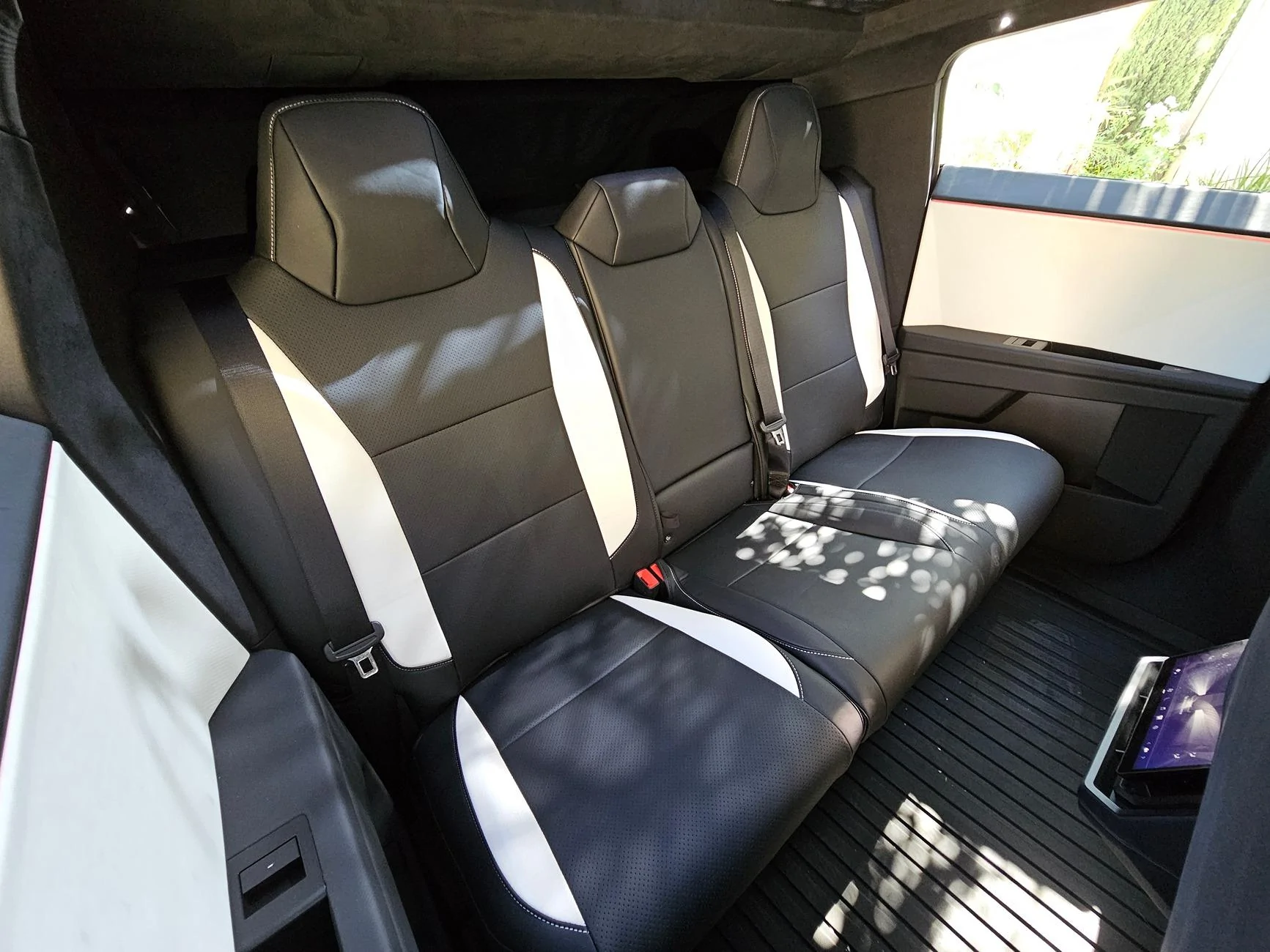 Tesla Cybertruck ElecFresh Seat Cover Review and First Impressions 20240816_161232