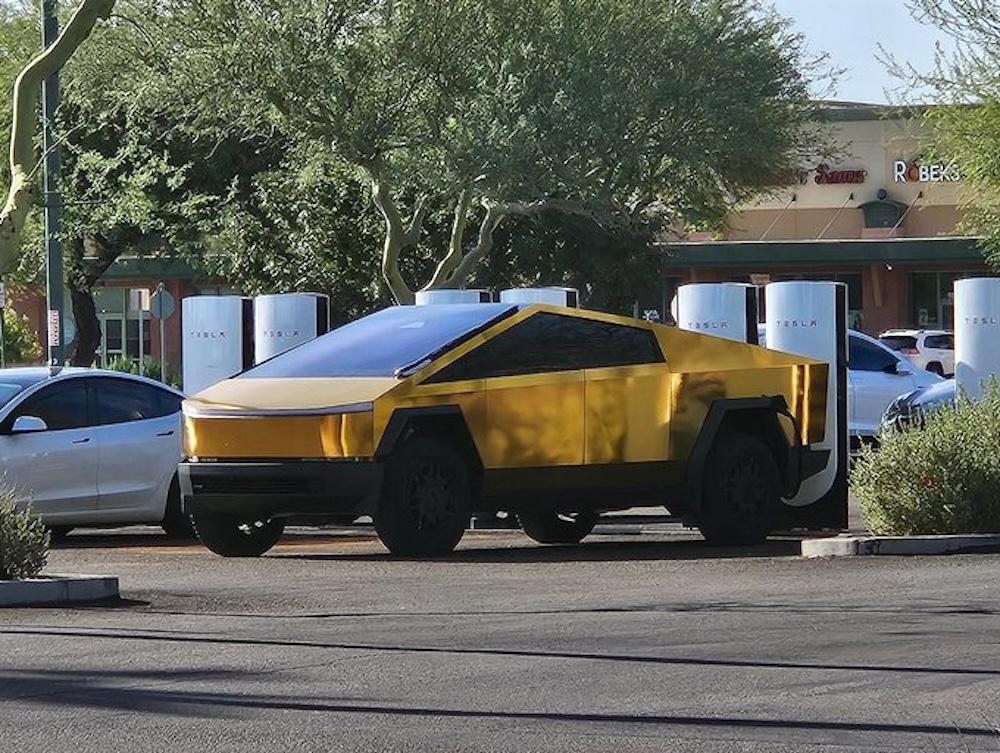 Tesla Cybertruck GOLD Vinyl Wrap & PPF Cybertruck -- Photos & Videos Gold Cybertruck Wrap PPF Chargin