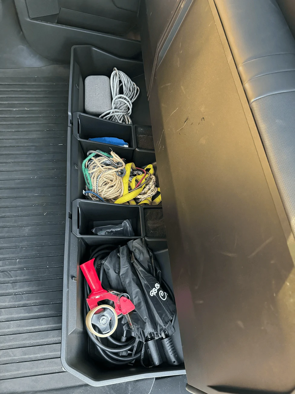 Tesla Cybertruck Updated Underseat Storage with Dividers (Add On Buckets) tempImagejQGggn