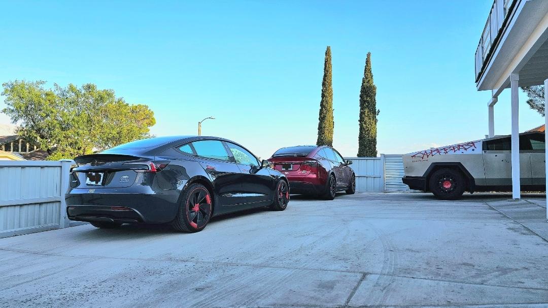 Tesla Cybertruck All Season Tires (Pirelli Scorpion AS) + 20" Inch Core Wheels + Wheel Covers Are Here! -- My Real World Range / Consumption Data 📊 Screenshot_20240818_082033_Gallery