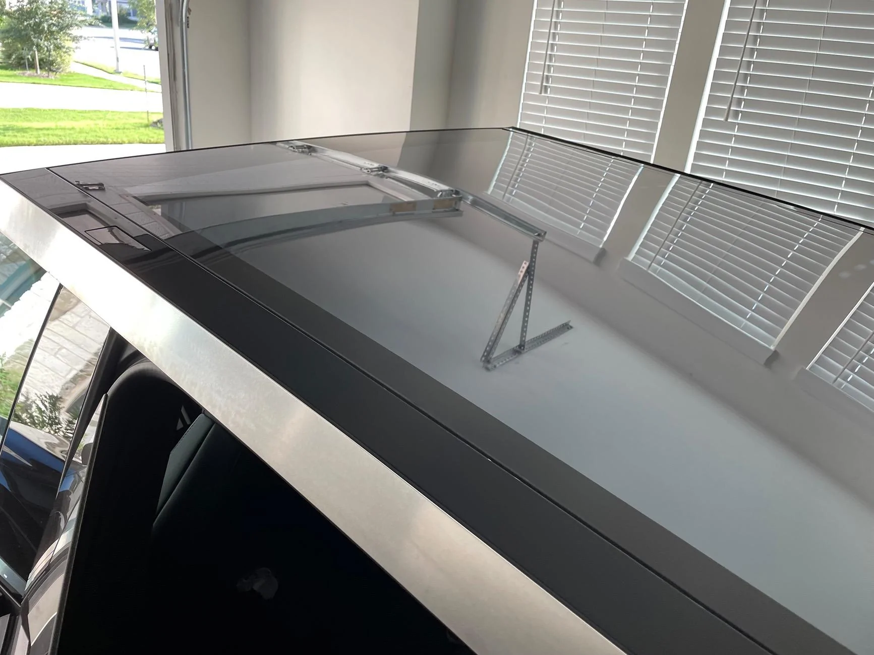 Tesla Cybertruck Forentry Cybertruck Reflective Roof Sunshade 4/5 Stars Sunshade Exterior