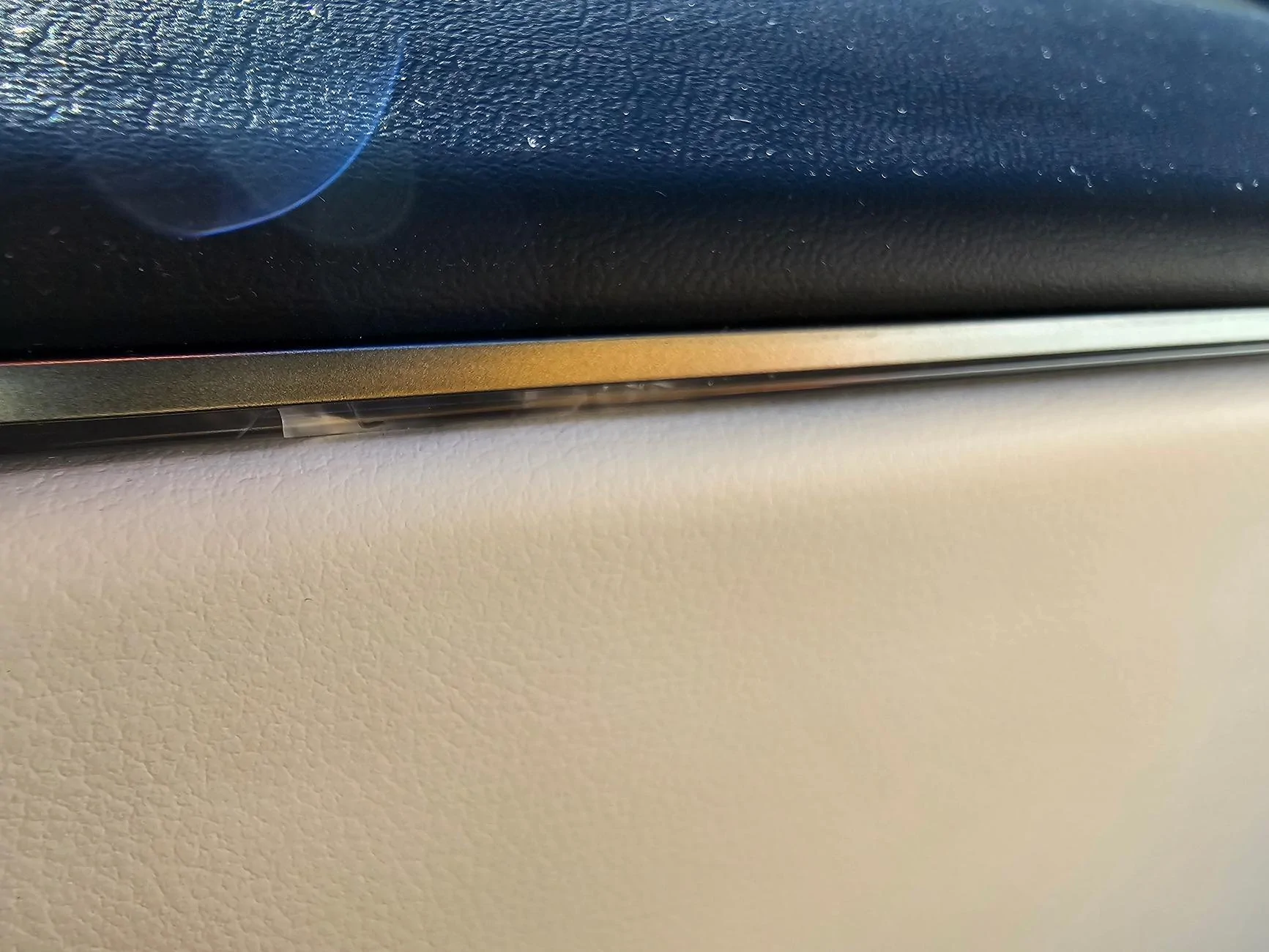 Tesla Cybertruck Interior Accent Lighting( Colored RGB) Issues? 20240818180939