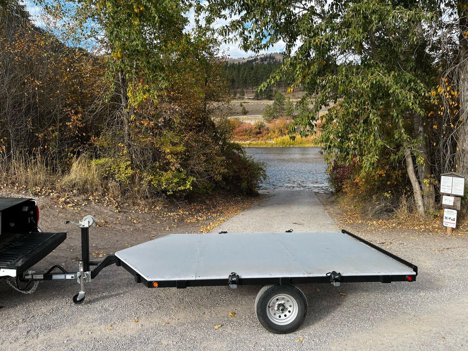 Tesla Cybertruck Raft Trailer and Shuttle Drivers IMG_0132