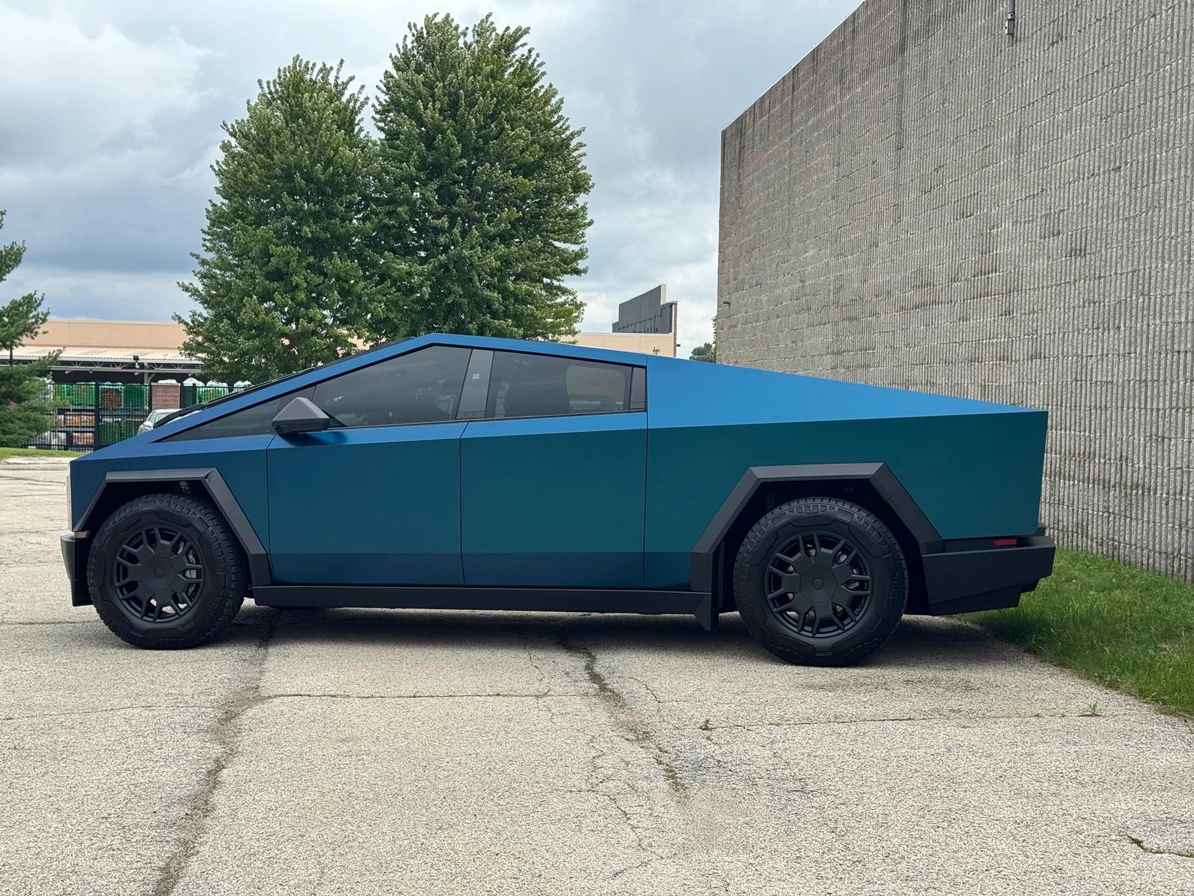 Tesla Cybertruck BLUE / BLURPLE / PURPLE Vinyl Wrap & PPF Cybertruck -- Photos & Videos avery-frozen-ocean-vinyl-wrap-v0-p00kuqcyiojd1