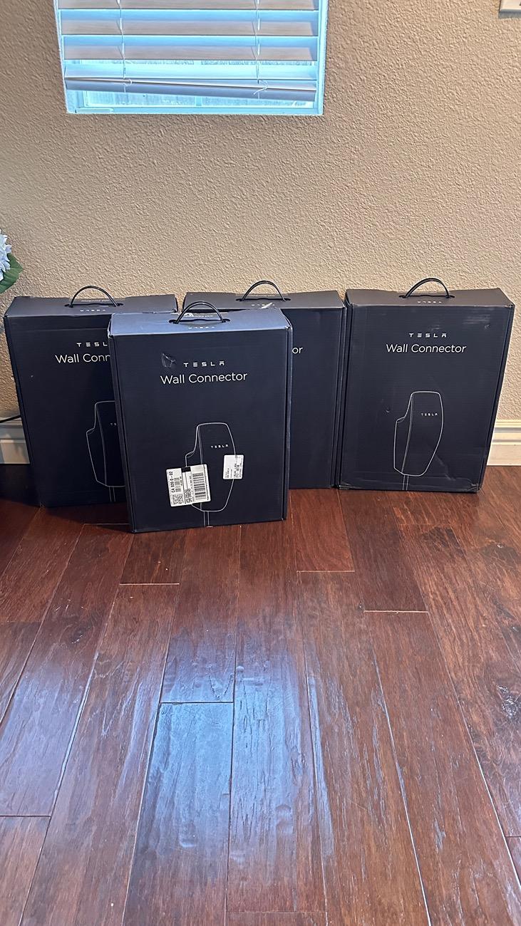 Tesla Cybertruck Gen 3 home chargers 24’ cable for sale IMG_4974