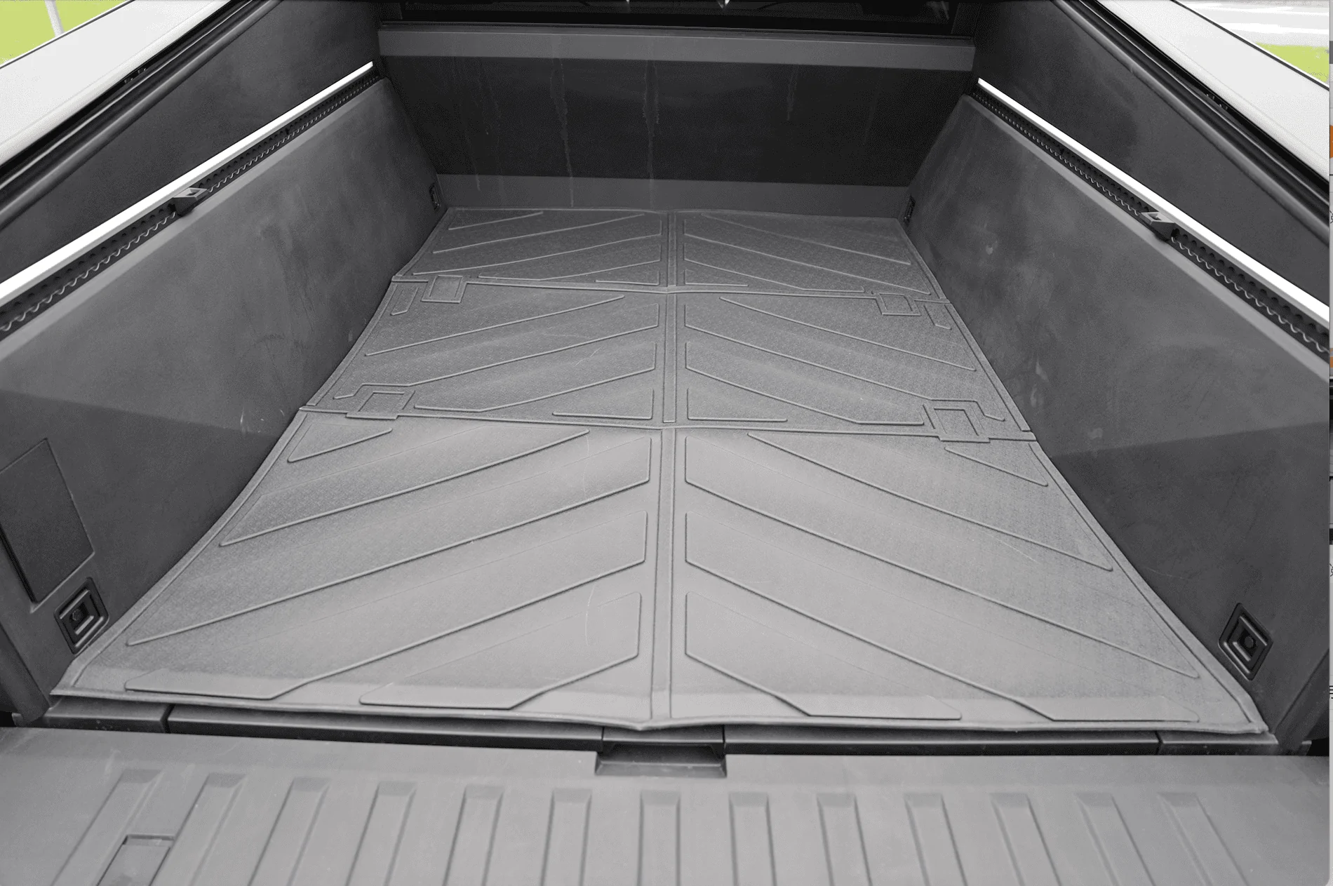 Tesla Cybertruck Tesla Cybertruck Bed Mat Available Now! 2