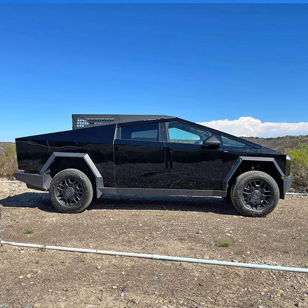 Tesla Cybertruck 💥CYBERTRUCKco - MOTO Bed Rack launched! 🏍️ cybertruck motorcycle bed rack with molle panels-3 (1)