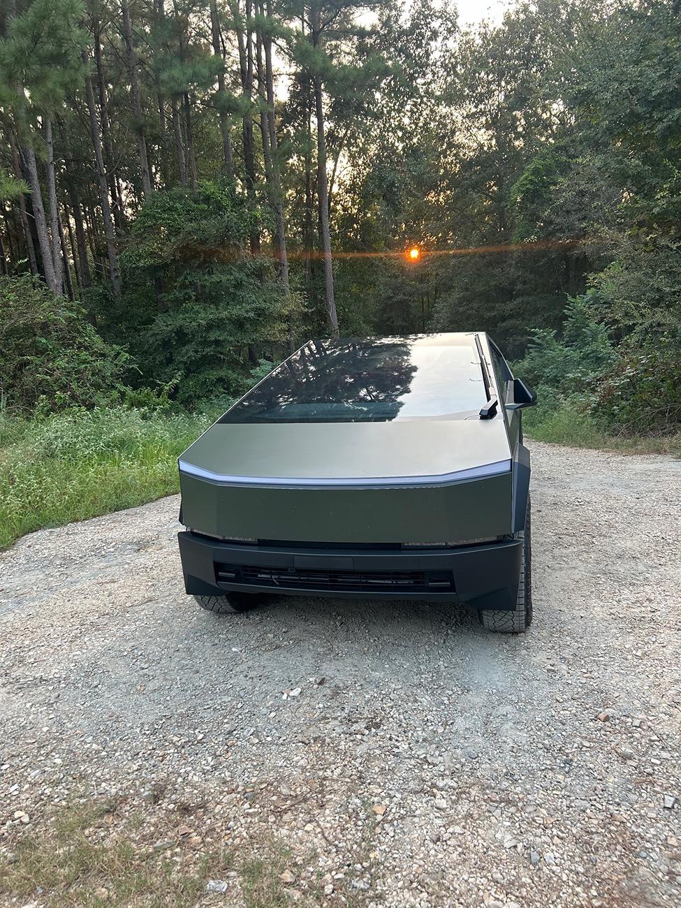 Tesla Cybertruck Daily random Cybertruck photos thread - Post Yours! 📸 🤳 IMG_9687