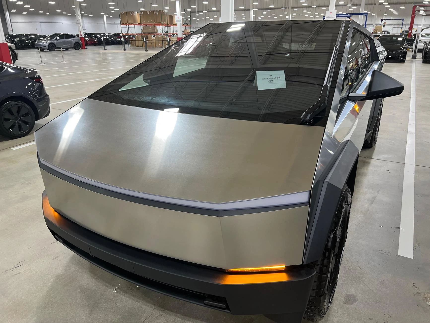 Tesla Cybertruck Cyberbeast waiting room ⏳ IMG_1547
