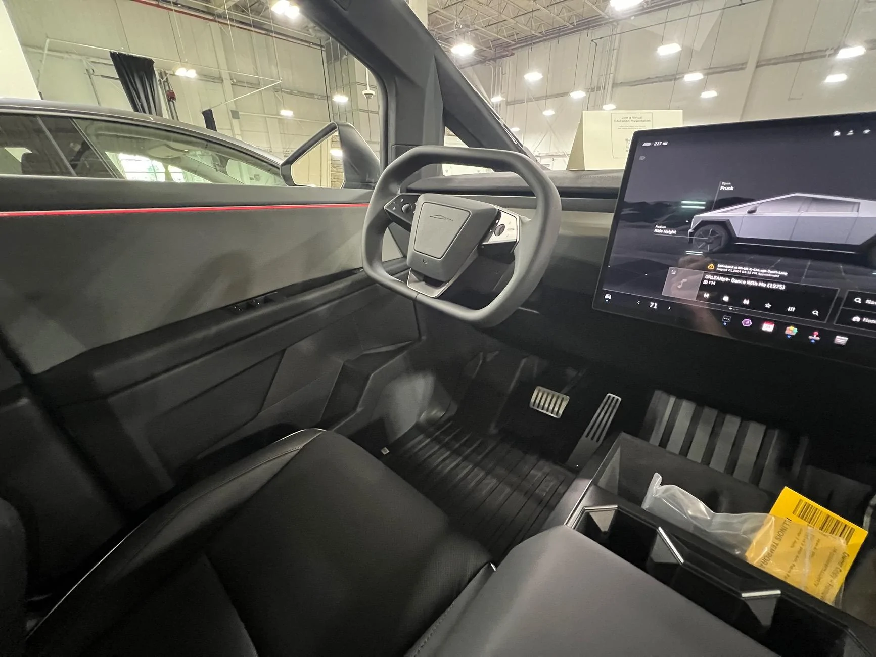 Tesla Cybertruck Cyberbeast waiting room ⏳ IMG_1548