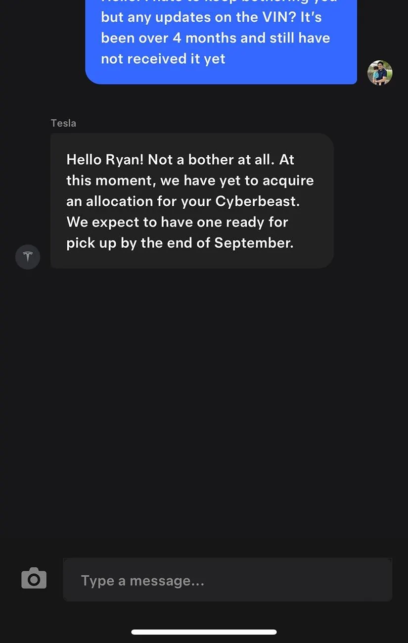 Tesla Cybertruck Cyberbeast waiting room ⏳ IMG_0888