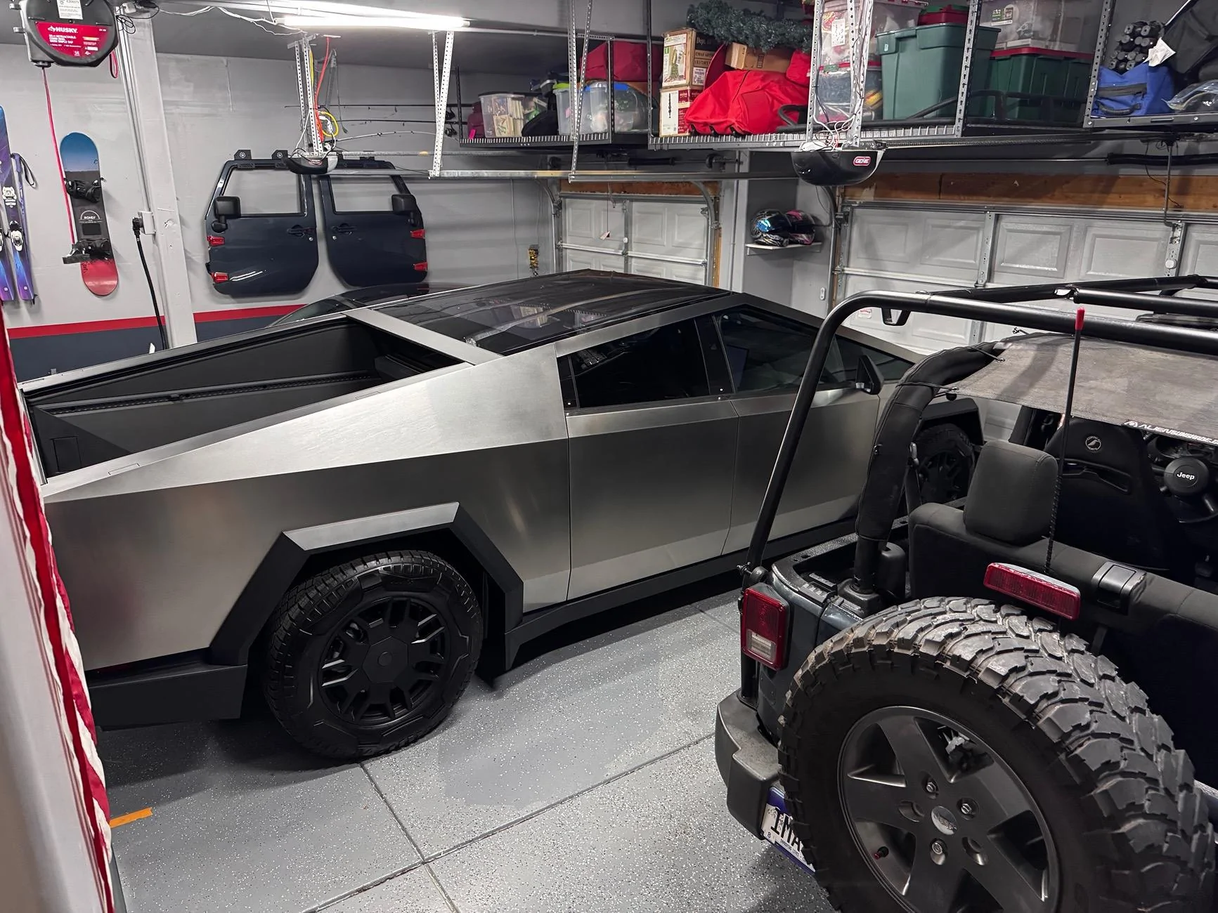 Tesla Cybertruck Cyberbeast waiting room ⏳ IMG_2352