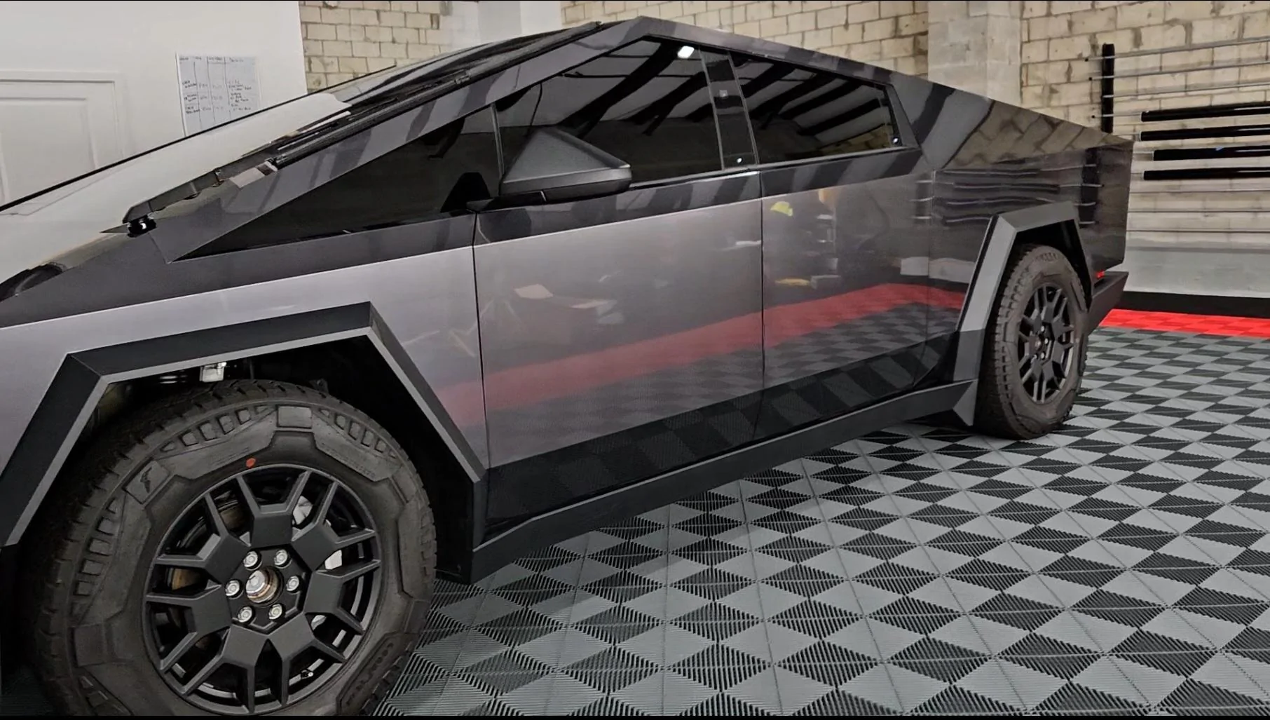 Tesla Cybertruck Post your best wrap photos! Screenshot_20240822_193622_Gallery