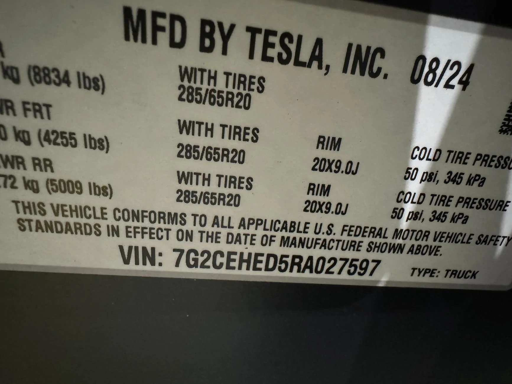 Tesla Cybertruck Any CT’s Delivered with All Season Tires to the Northeast? IMG_1606