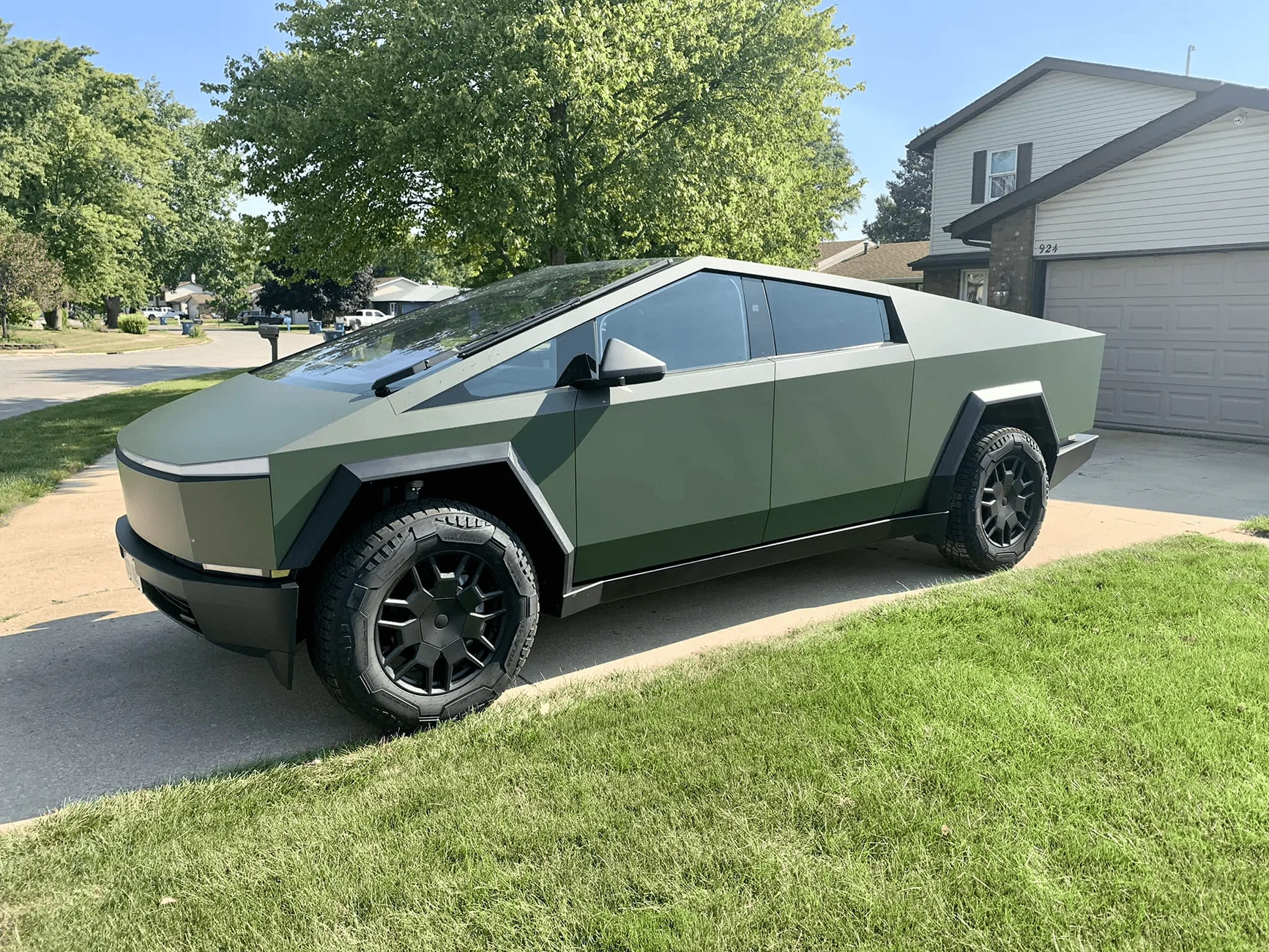 Tesla Cybertruck First real road trip with my Cyberbeast.  365wh/mile over a 436x2 mile trip. 1724468211679-0o