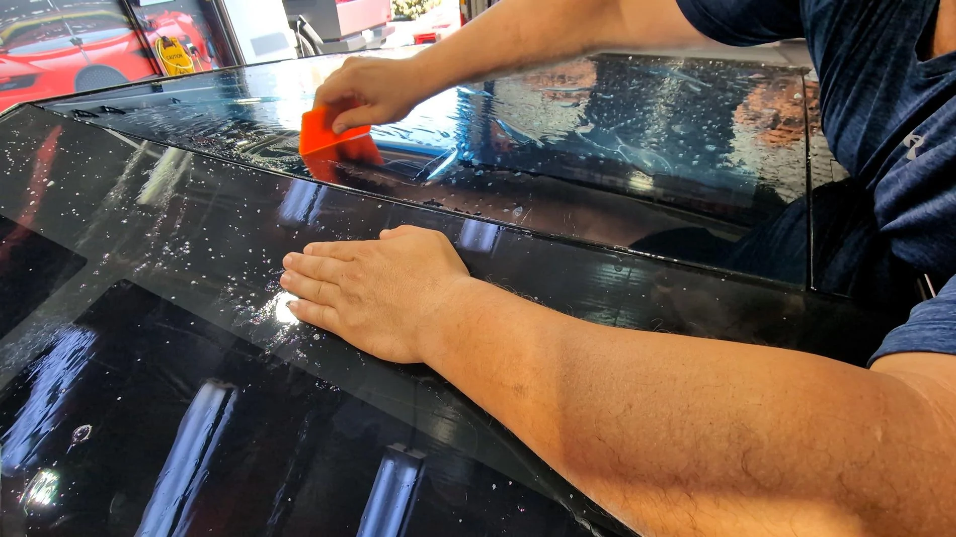 Tesla Cybertruck DIY External Sunroof Tint & Protection for Cybertruck Glass Top Glass SUNROOF 4