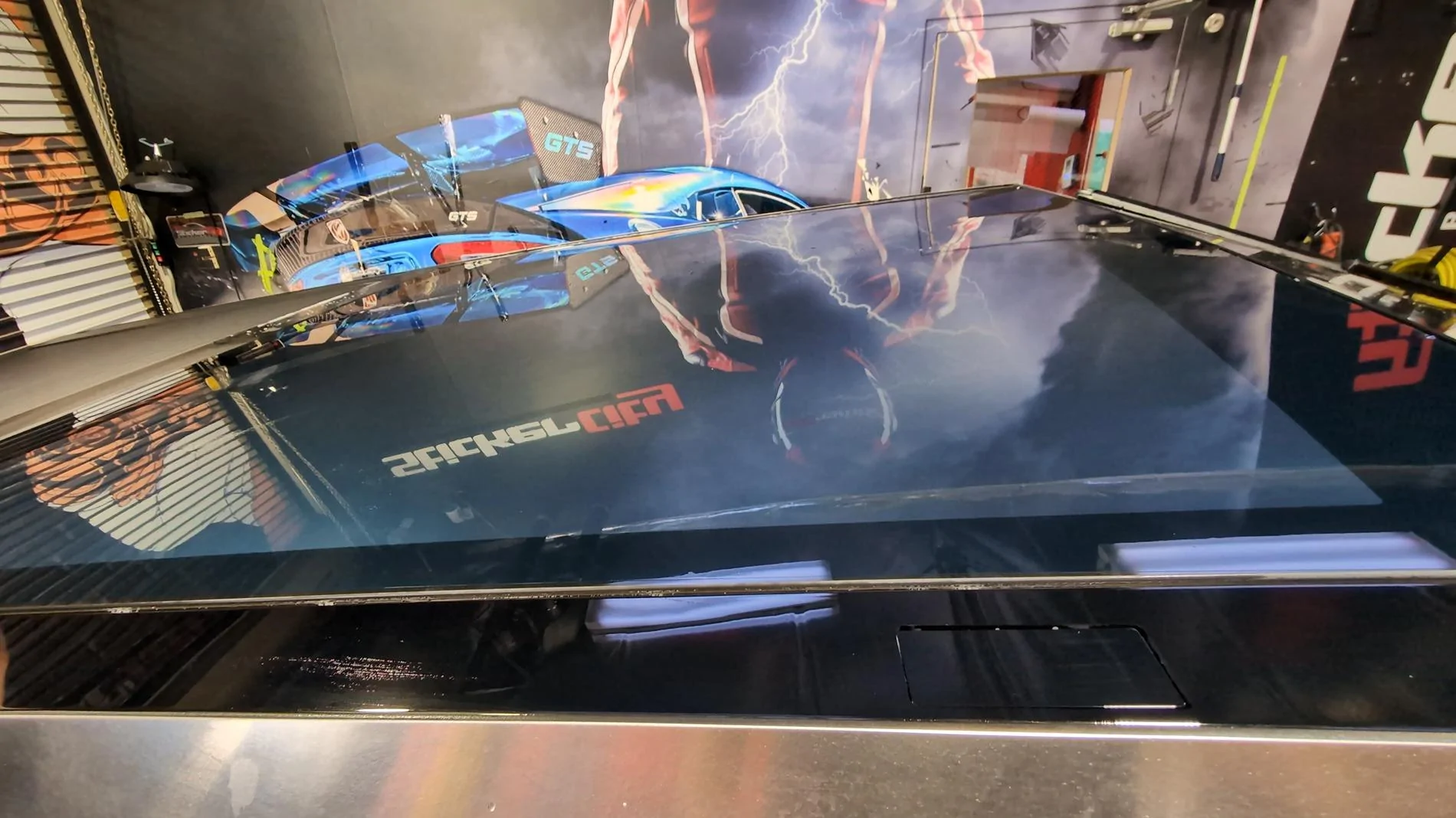Tesla Cybertruck DIY External Sunroof Tint & Protection for Cybertruck Glass Top Glass SUNROOF 5