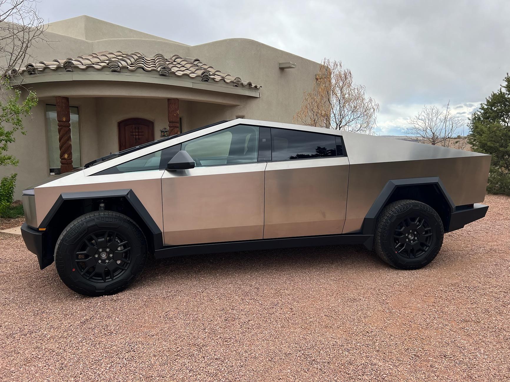 Tesla Cybertruck Weird Marking / Discoloration on my new Cybertruck 527BAD97-FE3B-4805-ABE4-F4551CA24027