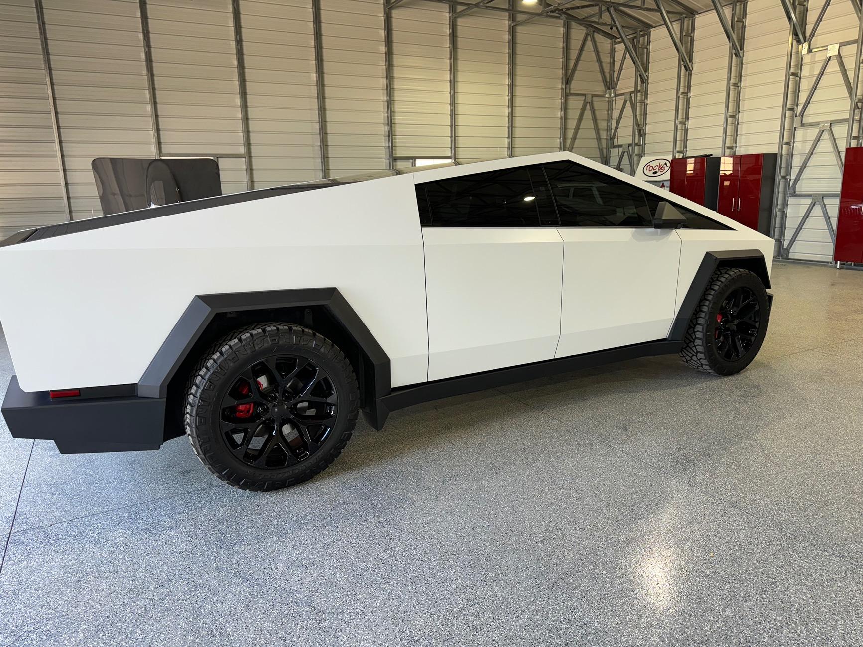 Tesla Cybertruck WHITE Vinyl Wrap & PPF Cybertruck -- Photos & Videos IMG_0093