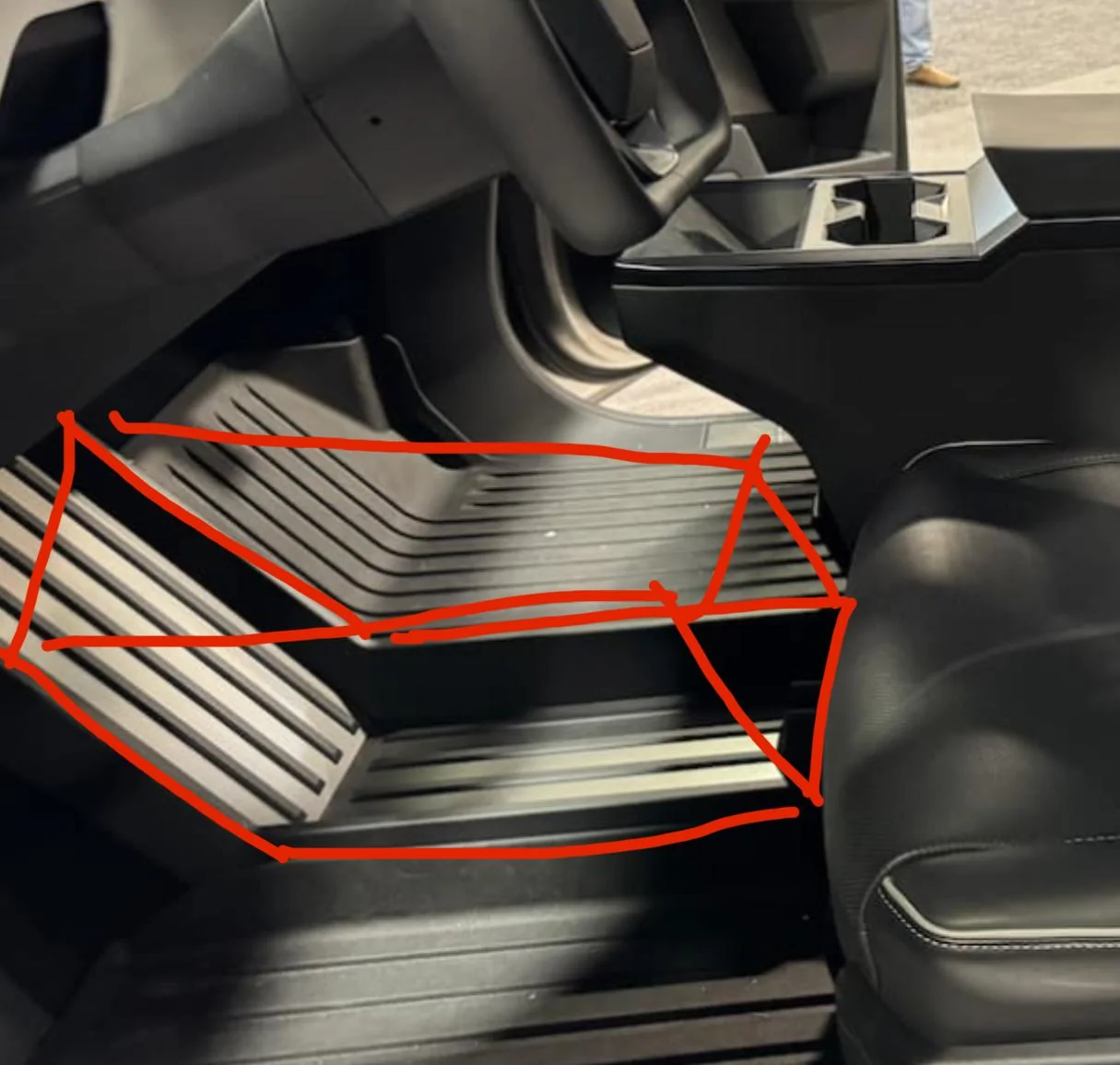 Tesla Cybertruck Floor storage in front of center console -- organizer / tray / drawer options? IMG_2109