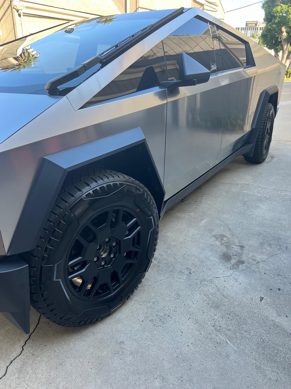 Tesla Cybertruck My CT came 1 week after ordering IMG_5370