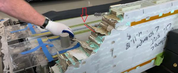 Tesla Cybertruck Sandy Munro Breaks Down the Tesla 4680 Battery: “That Battery Will Last A Gazillion Years!” 3_3d07e27b-3034-4b42-81e2-aa5bdba38163_600x600