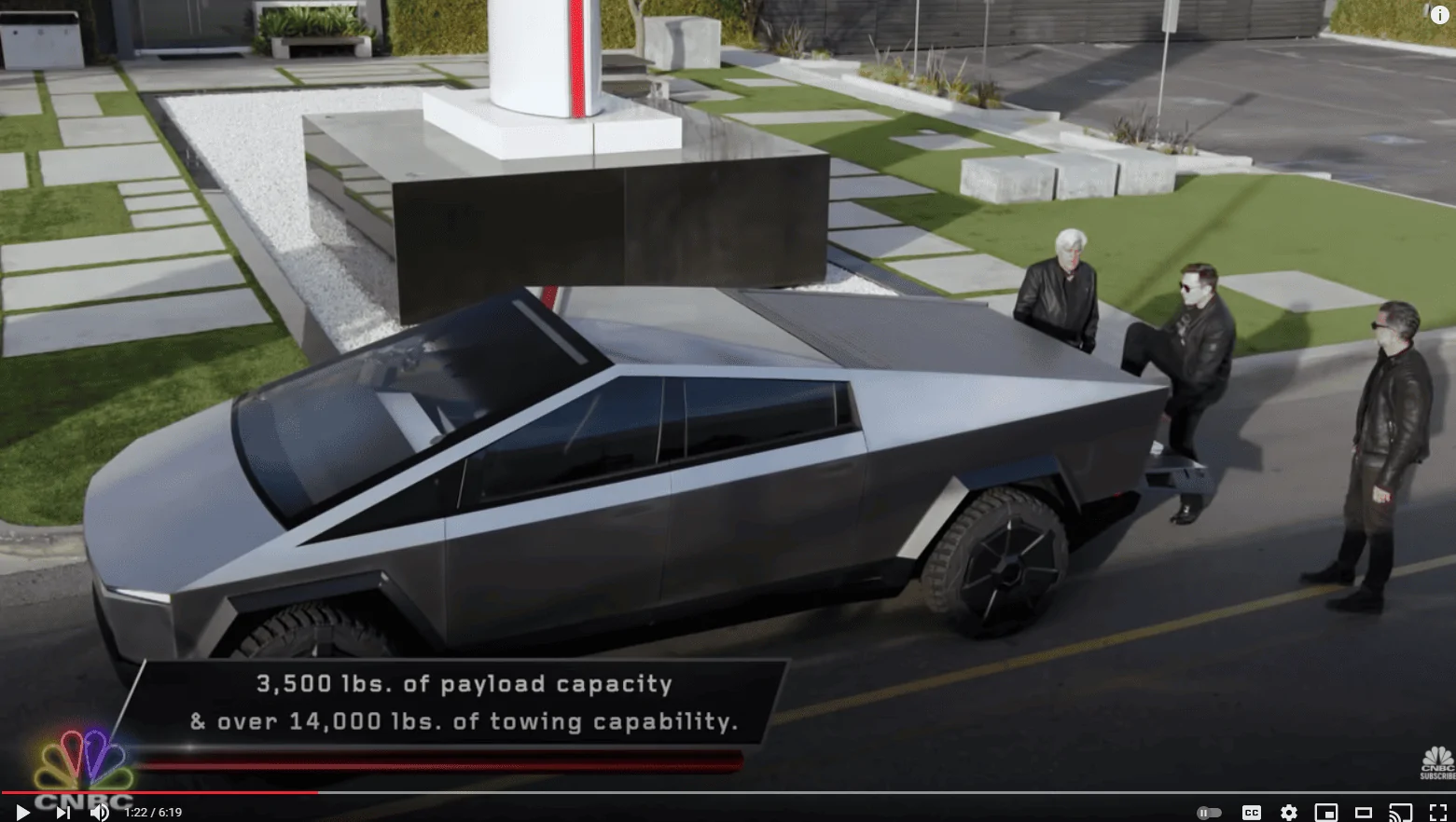 Tesla Cybertruck Video: Cybertruck Lowered Rear Air Suspension and Drops Tailgate Ramp @ Giga Texas 1621429565973