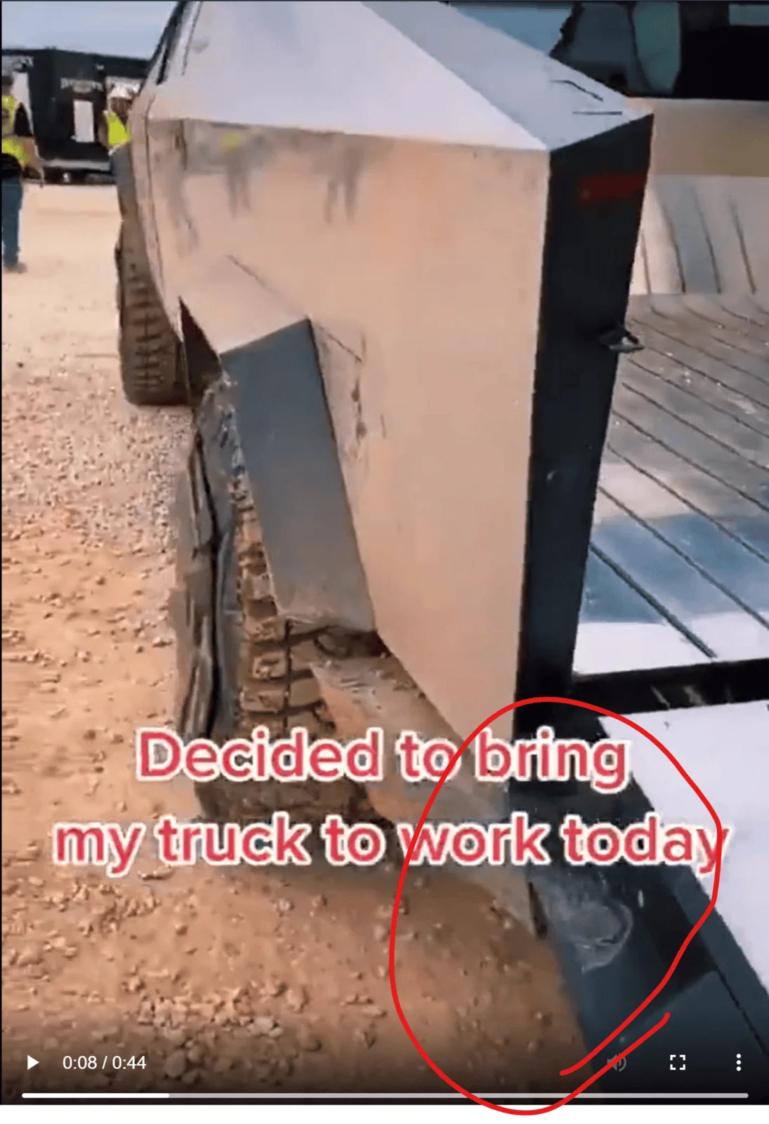 Tesla Cybertruck Only one tailgate option. Why? image_2021-05-29_214741