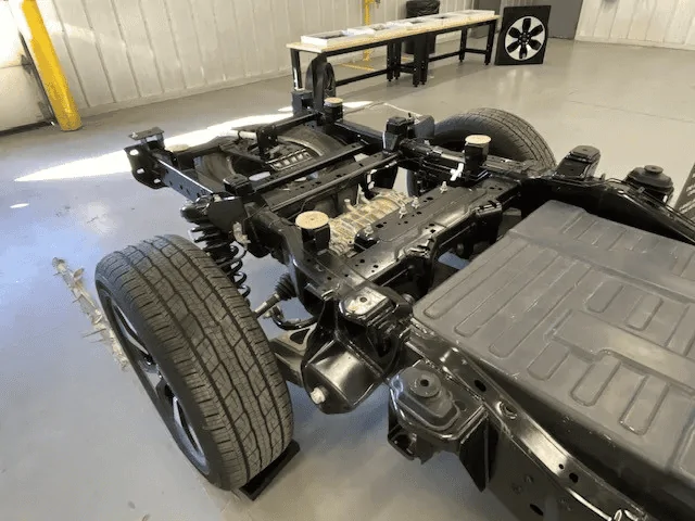 Tesla Cybertruck Will the truck come with a full size spare? 1622745752347