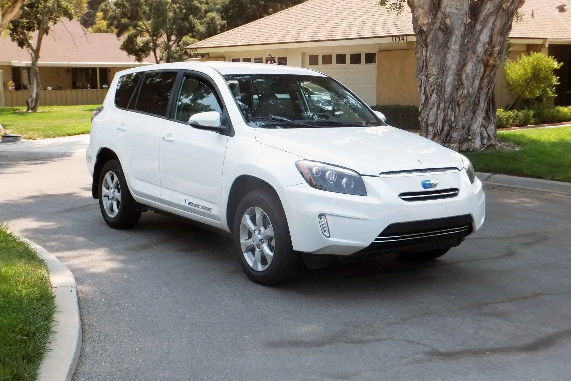 Tesla Cybertruck Anyone selling what your CT will replace? 6 RAV4 EV