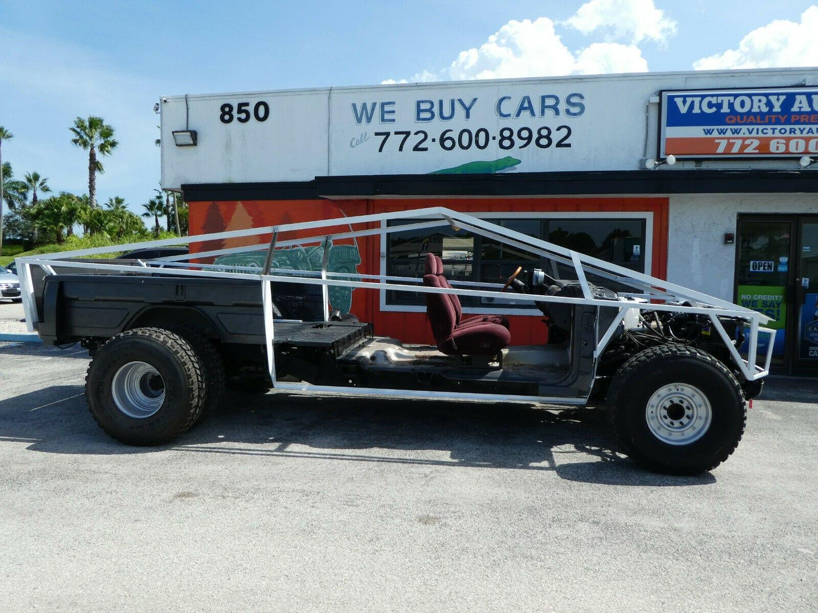 Tesla Cybertruck A shorter CT 1624652461312
